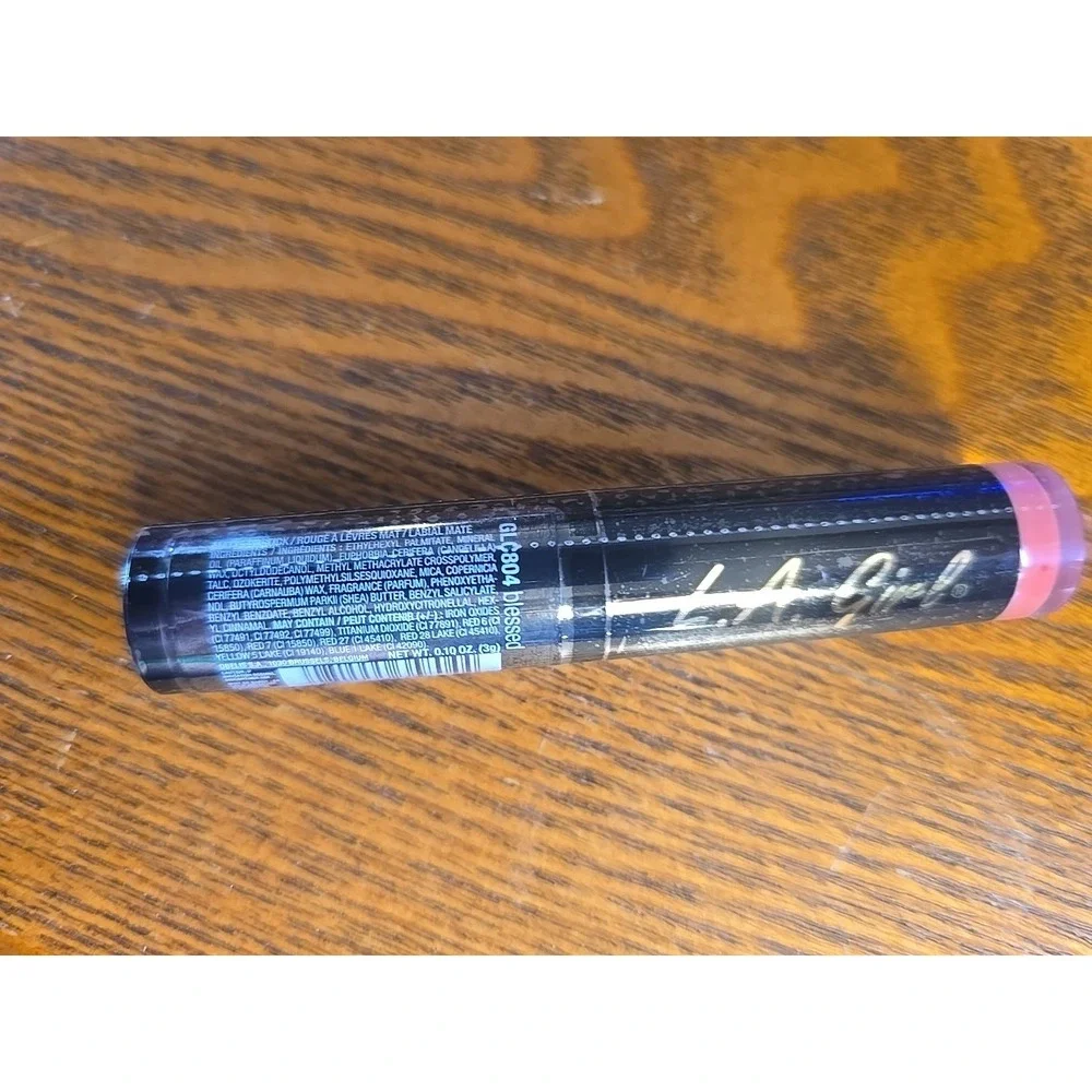 L.A Girl Matte‎ Flat Velvet Lipstick Blessed 0.10 Oz